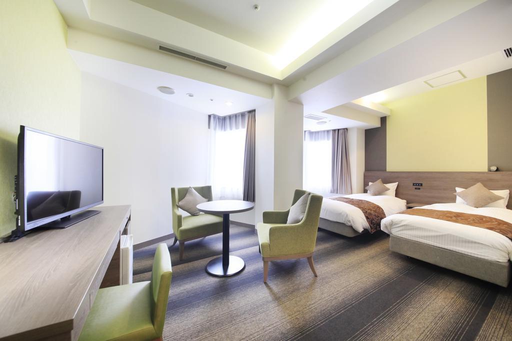 Hotel Sunshine Ucunomija Kültér fotó