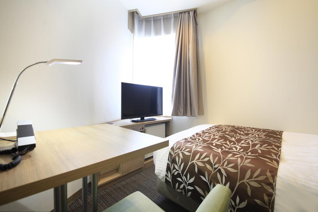 Hotel Sunshine Ucunomija Kültér fotó