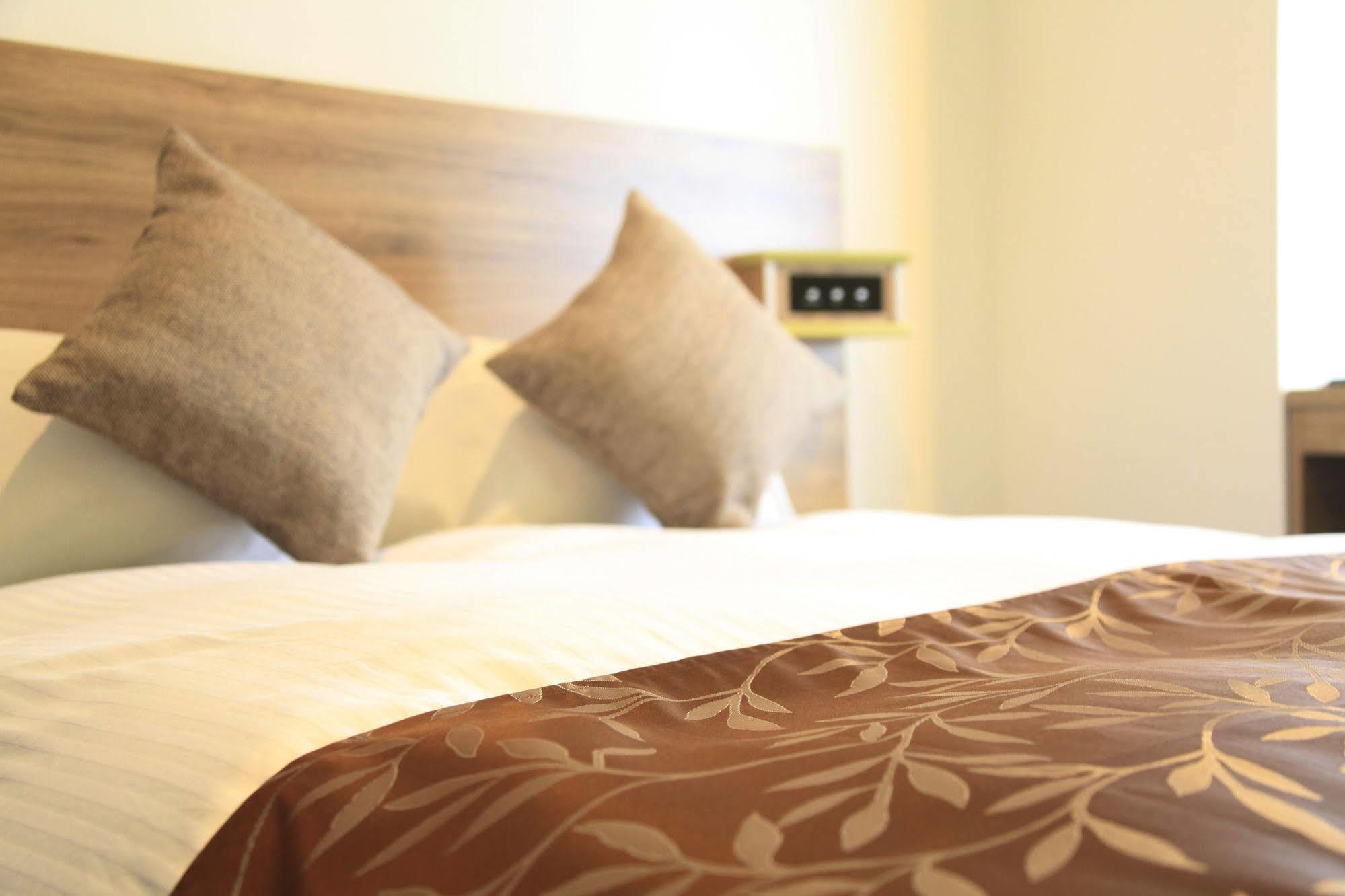 Hotel Sunshine Ucunomija Kültér fotó